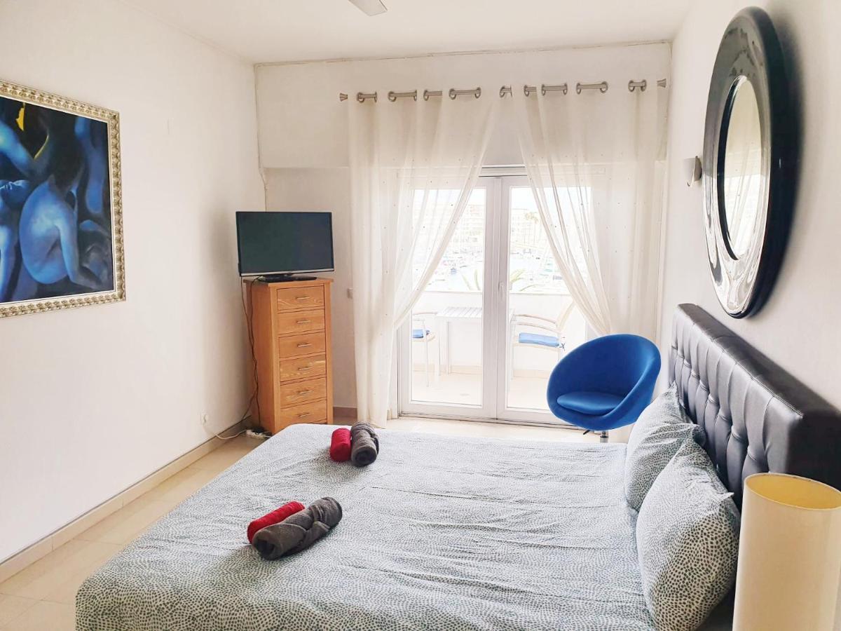 Lagos Main Avenue Studio With Marina View Balcony エクステリア 写真