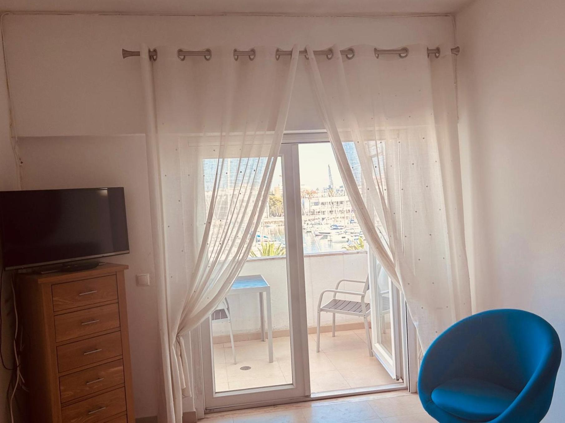 Lagos Main Avenue Studio With Marina View Balcony エクステリア 写真