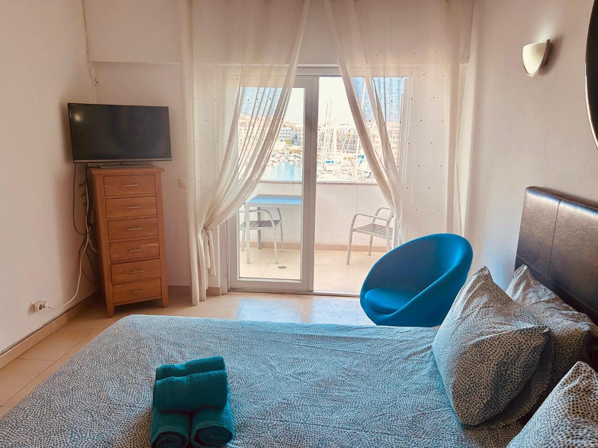 Lagos Main Avenue Studio With Marina View Balcony エクステリア 写真